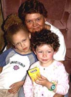 Mama Wanda with the girlies.Susan Shie 2003.