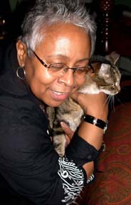 Lynn Harden and her cat Minnie.Susan Shie 2004.